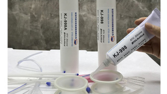 科佳膠粘為你分享用粘矽膠用（yòng）什麽膠水，粘接矽膠的膠水達到你的要求！