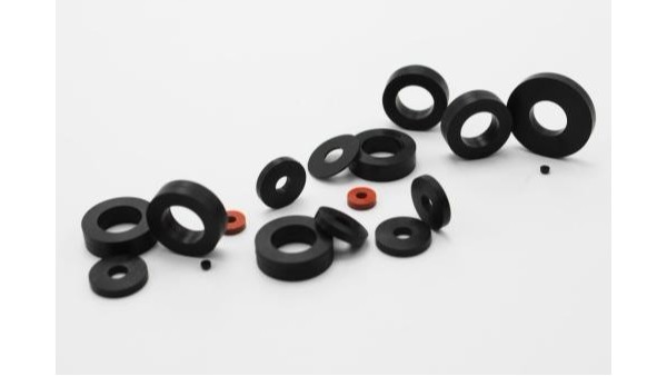 塑料用什麽膠水粘比（bǐ）較牢固