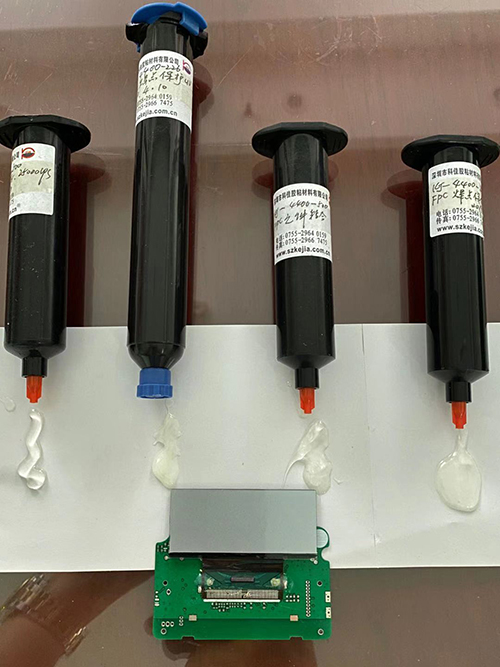 膠水稀稠度對比圖