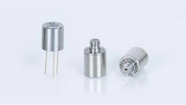 傳感器環氧樹脂（zhī）灌封膠有哪些性能特點-灌封膠（jiāo）