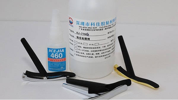 粘矽膠和不（bú）鏽鋼（gāng）快幹膠水，有哪些要注意的細節