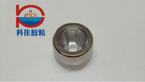 PC粘金屬膠水助力多功能車載手電筒，隨時解救您的安全