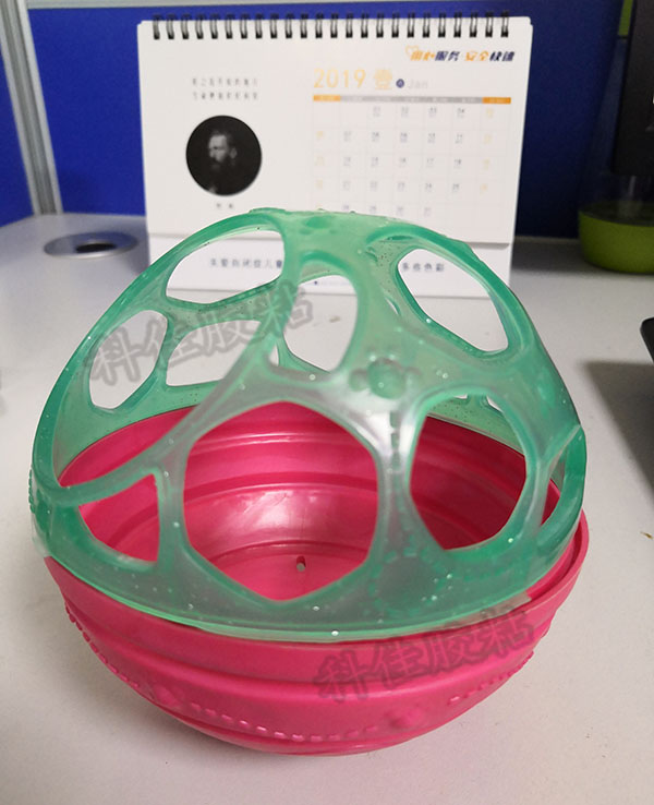 粘TPU膠（jiāo）水（shuǐ）