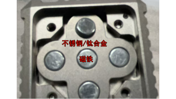 不鏽鋼/鈦（tài）合金與磁鐵（tiě）粘接高強度金屬AB膠（jiāo）應用案例