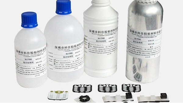 矽膠熱硫（liú）化包膠底塗劑有什麽特點-矽膠熱硫化包（bāo）膠底（dǐ）塗劑（jì）