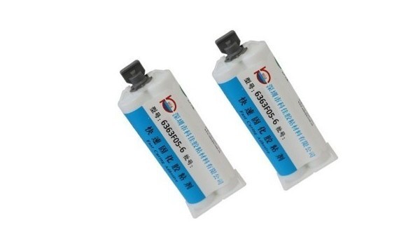 鐵和塑（sù）料（liào）粘（zhān）AB膠使用性能優勢-塑料粘金屬（shǔ）AB膠