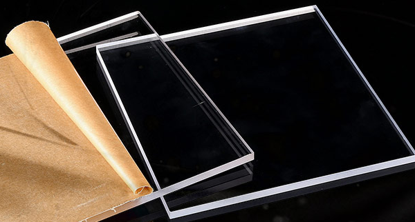 矽膠粘在亞克力上用什麽膠水？