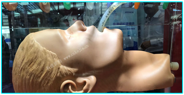 矽膠（jiāo）喉罩膠（jiāo）水